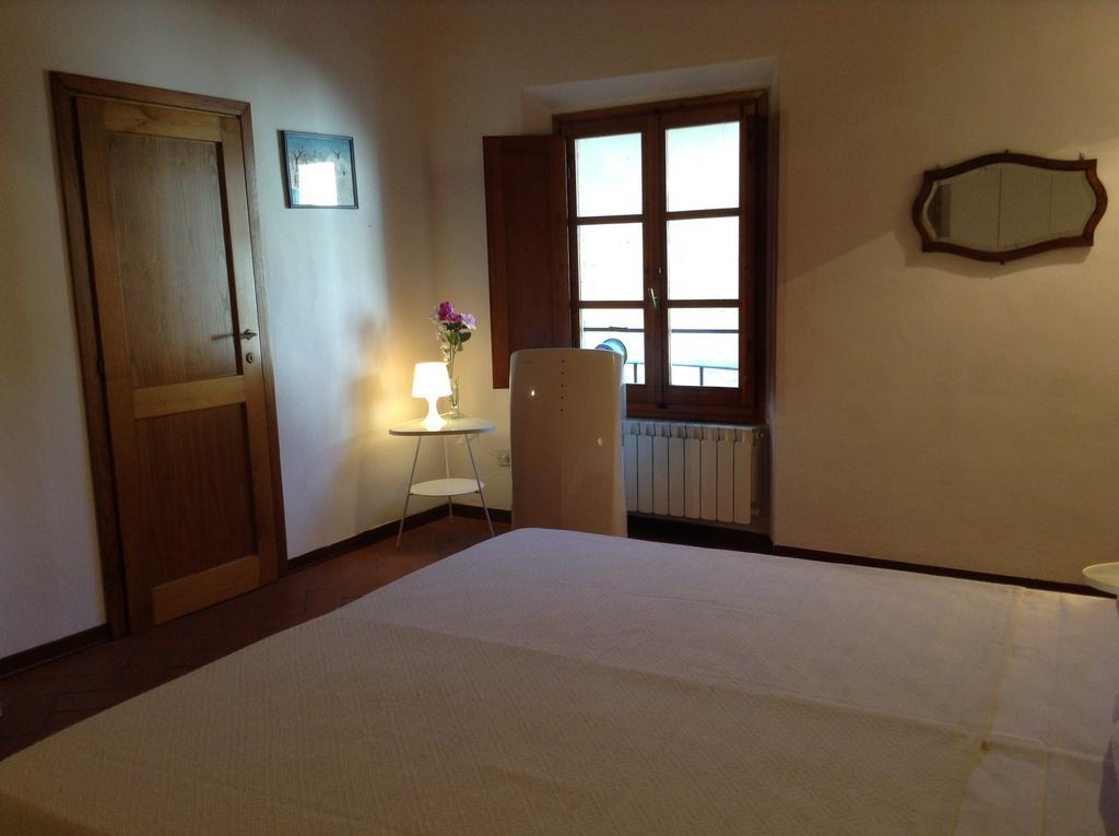 Vellutini Number One Apartment ฟลอเรนซ์ ห้อง รูปภาพ