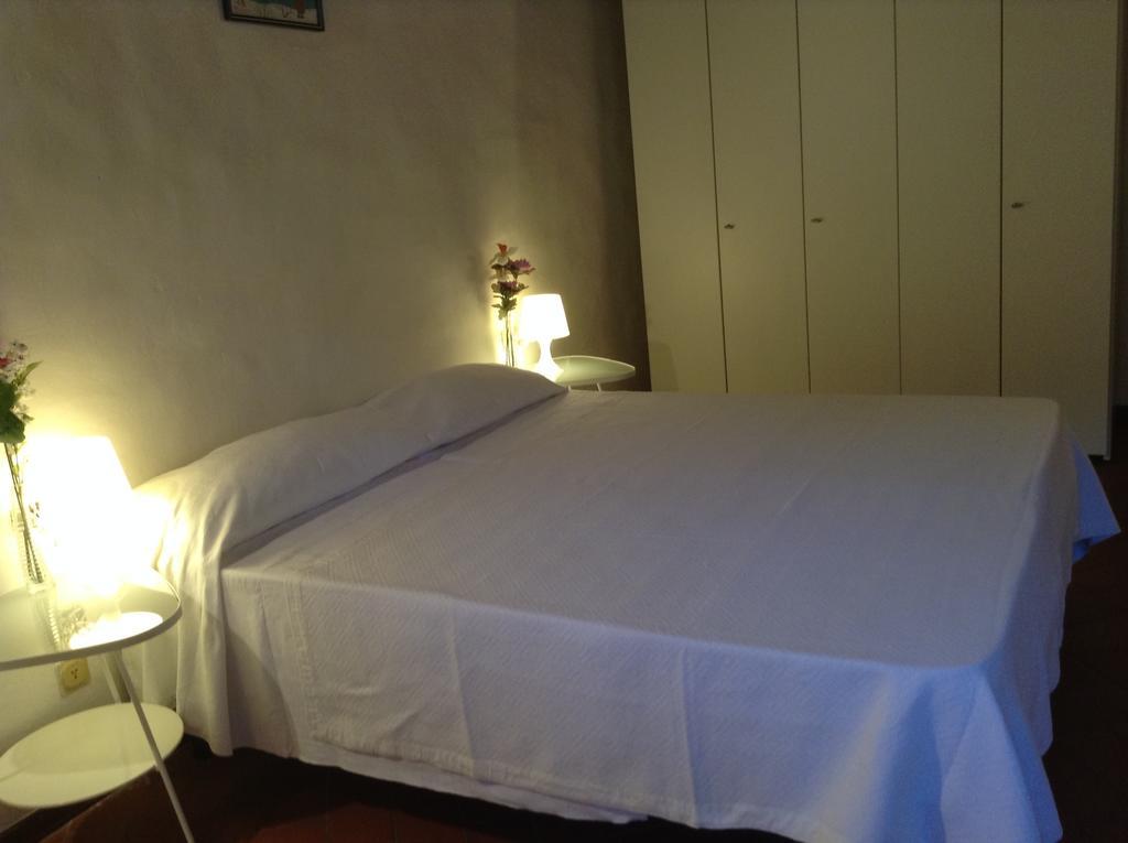 Vellutini Number One Apartment ฟลอเรนซ์ ห้อง รูปภาพ